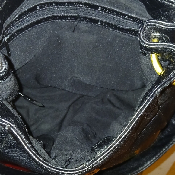 Stone Mountain Accessories Black Shoulder Bag - Picture 3 of 5